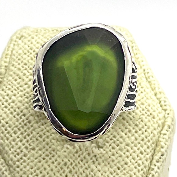 Silpada Jewelry - Silpada bold green ring